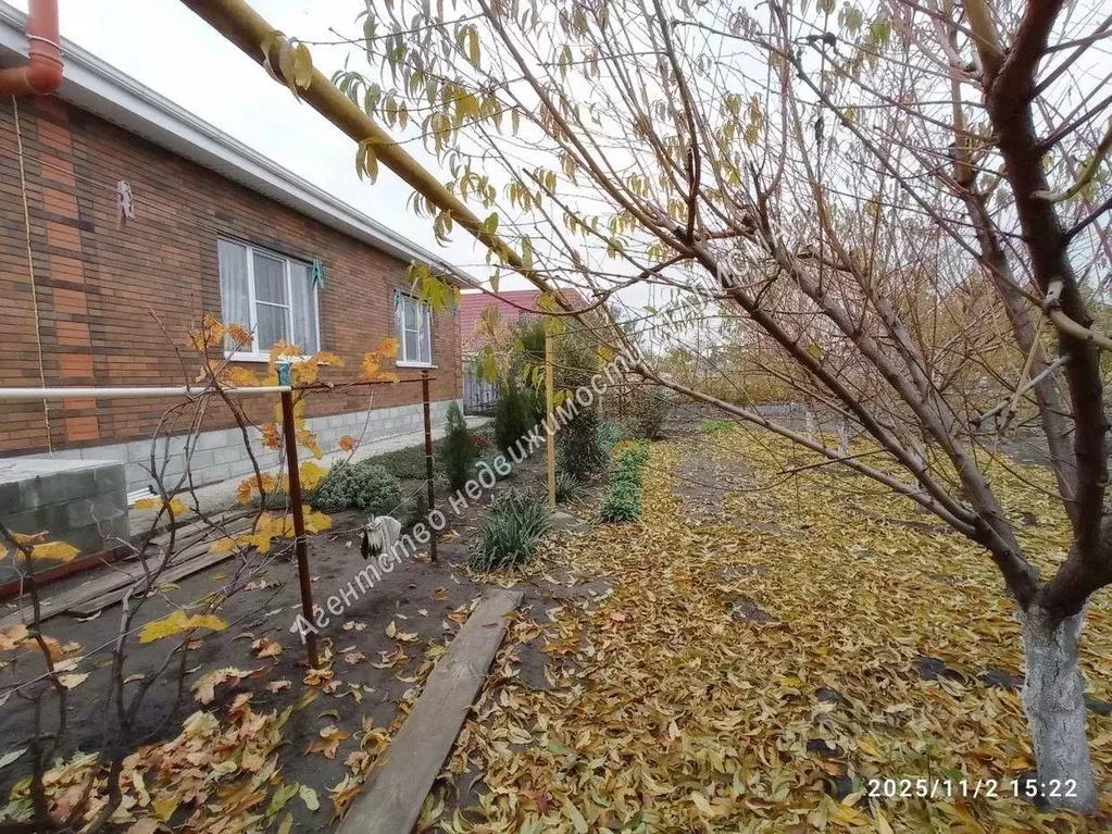 Дом в Ростовская область, Неклиновский район, с. Новобессергеневка  ... - Фото 2