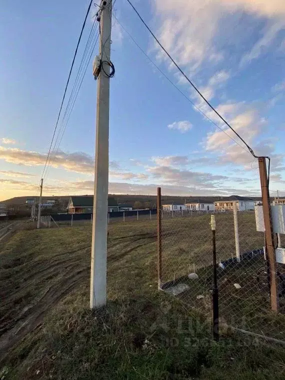 Участок в Крым, Симферопольский район, с. Доброе  (10.0 сот.) - Фото 2