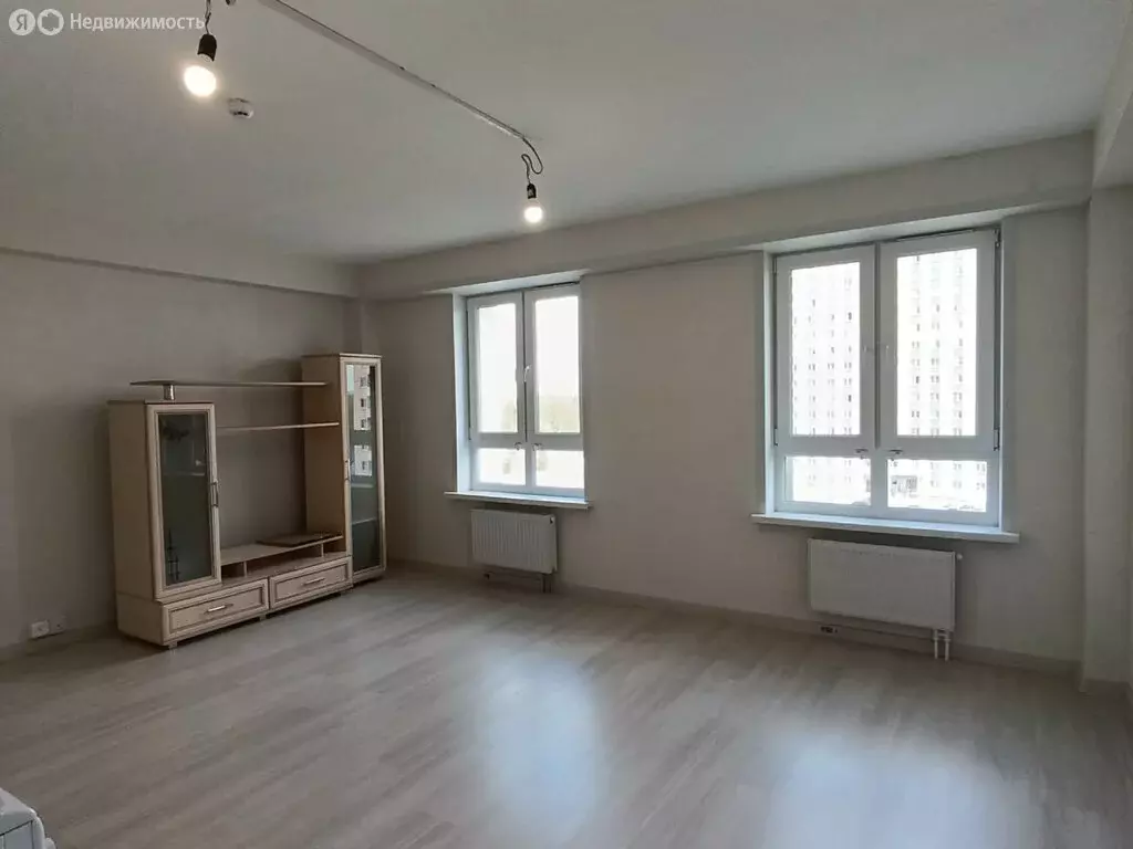 Квартира-студия: Киров, улица Энтузиастов, 54 (31.6 м) - Фото 1
