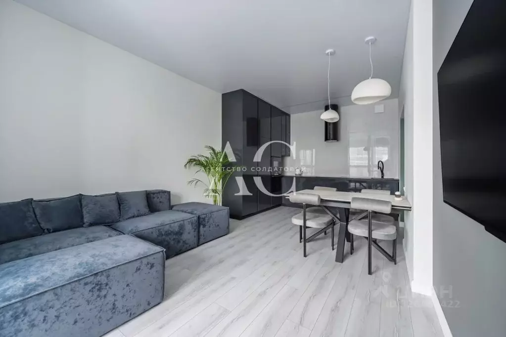 3-к кв. Свердловская область, Екатеринбург ул. Машинная, 1в/3 (75.7 м) - Фото 2