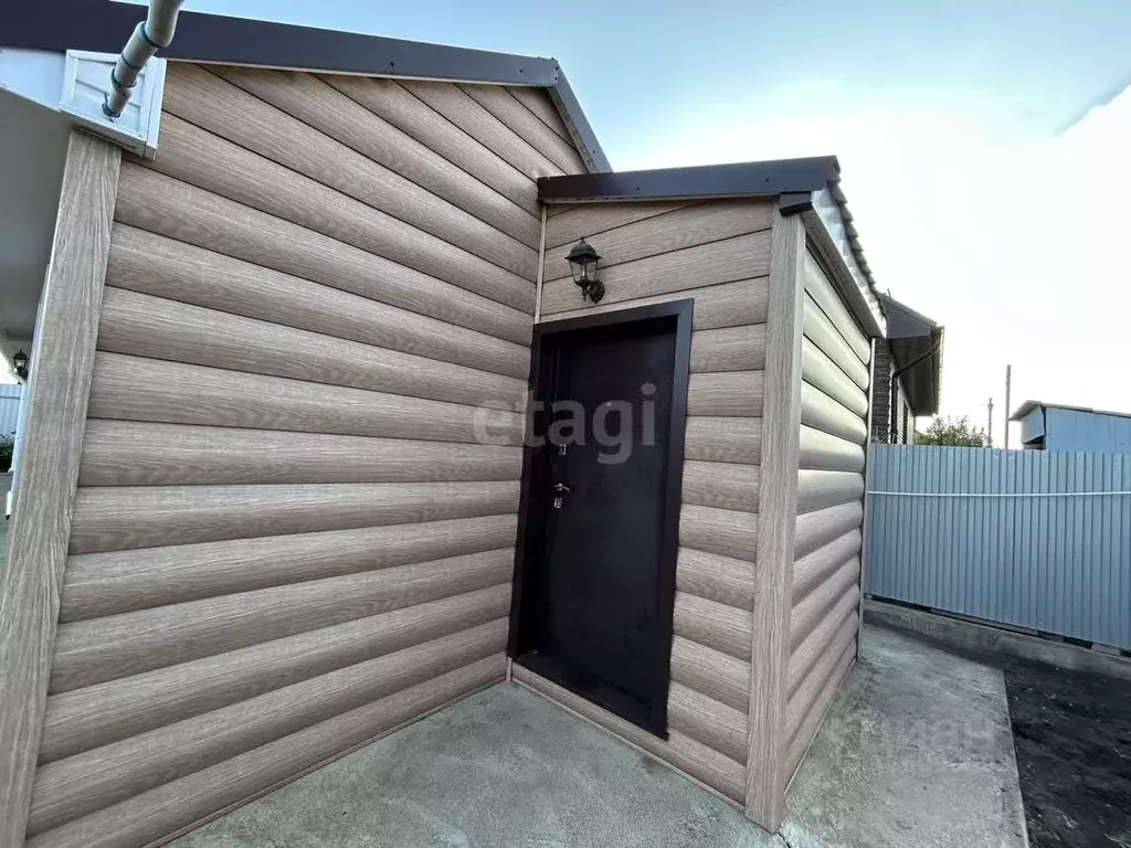 Дом в Оренбургская область, Оренбургский район, с. Ивановка Приуралье ... - Фото 2