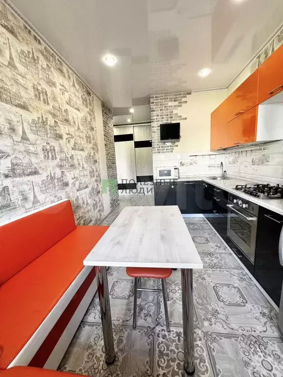 1-к. квартира, 36 м, 1/4 эт. - Фото 1