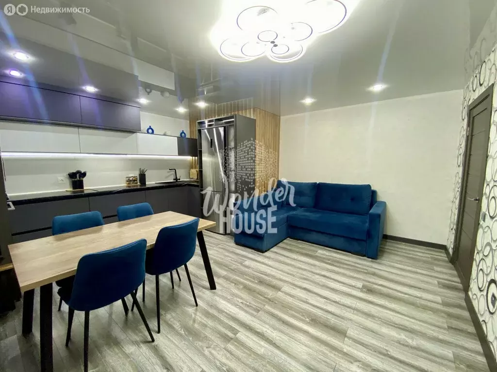 3-комнатная квартира: Тюмень, Кремлёвская улица, 114 (83.9 м) - Фото 2