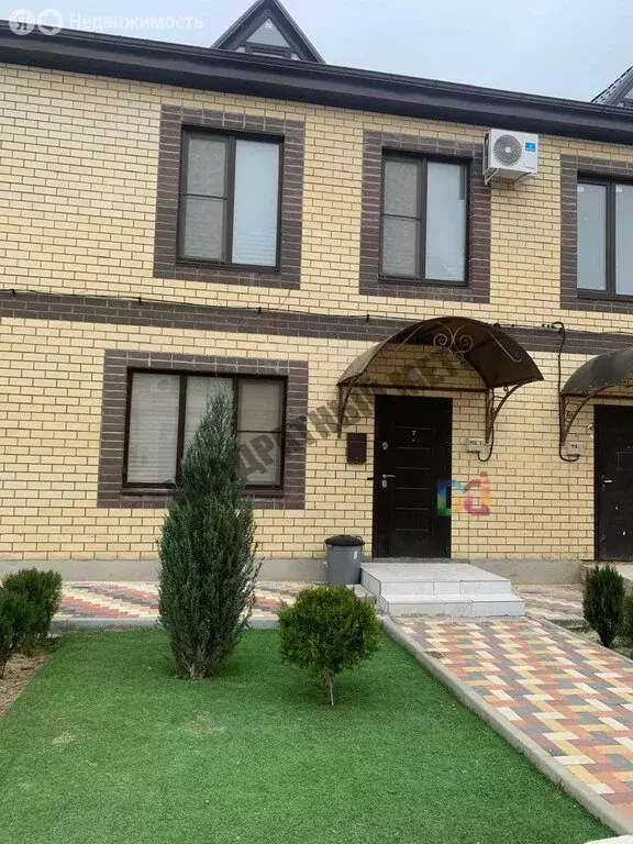 2-комнатная квартира: Элиста, улица Хомутникова, 116 (78.5 м) - Фото 1