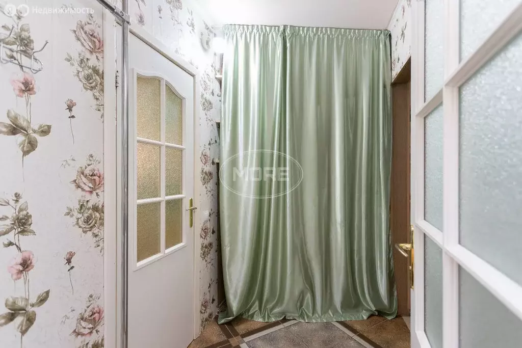 1-комнатная квартира: Калининград, улица Дзержинского, 174 (38.6 м) - Фото 1