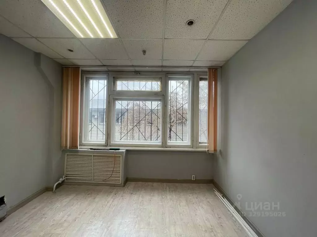 Офис в Свердловская область, Екатеринбург ул. Студенческая, 51 (36 м) - Фото 1