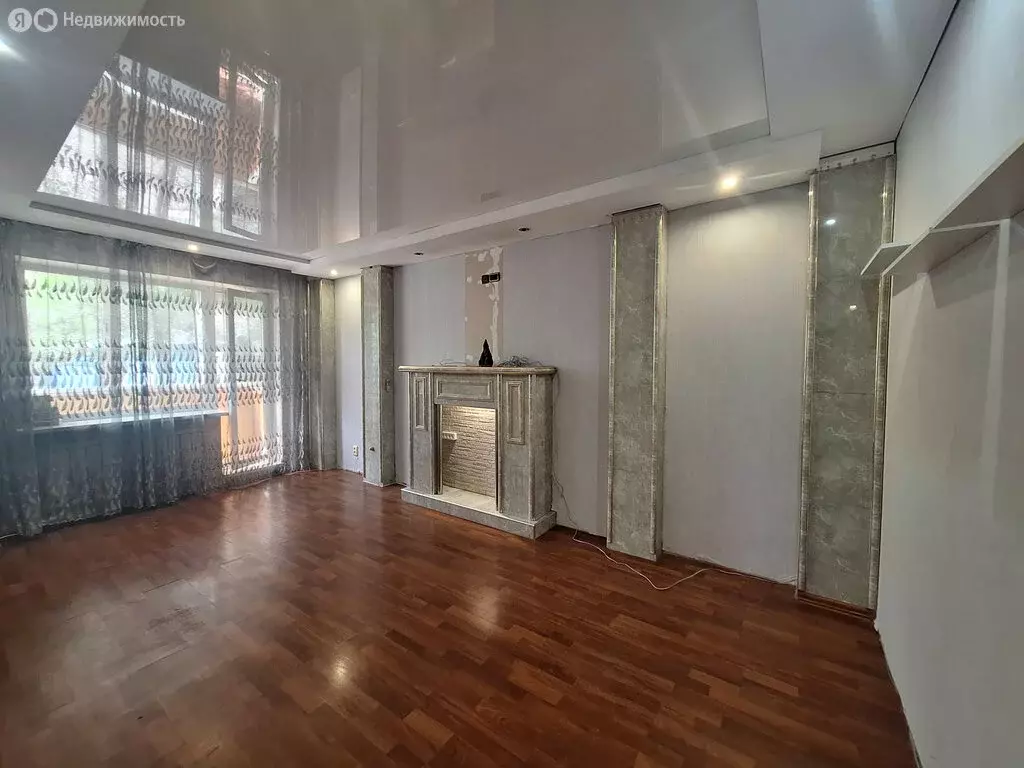 3-комнатная квартира: Лесозаводск, Пушкинская улица, 50 (66.1 м) - Фото 1