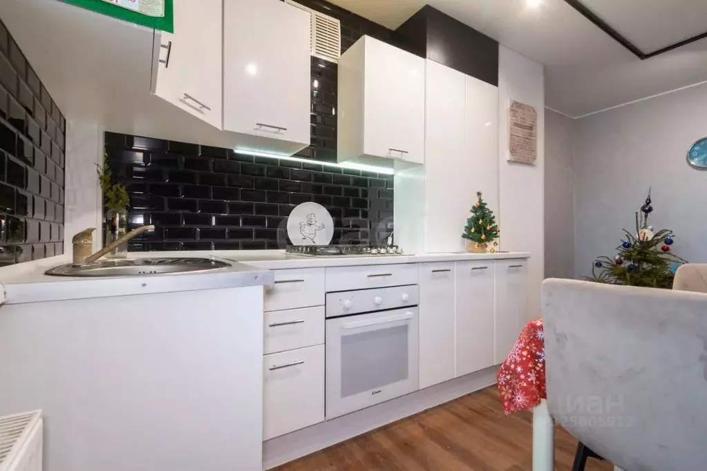 2-к кв. Калининградская область, Калининград ул. Маршала Жукова, 10 ... - Фото 2