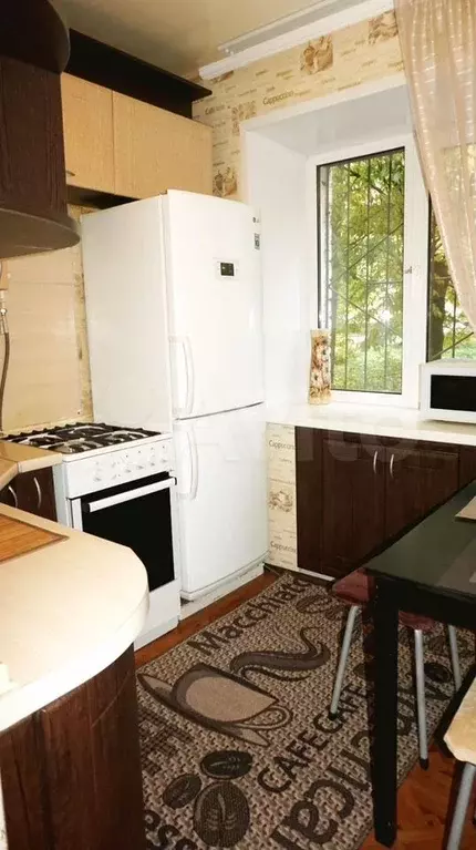 2-к. квартира, 48 м, 1/5 эт. - Фото 0