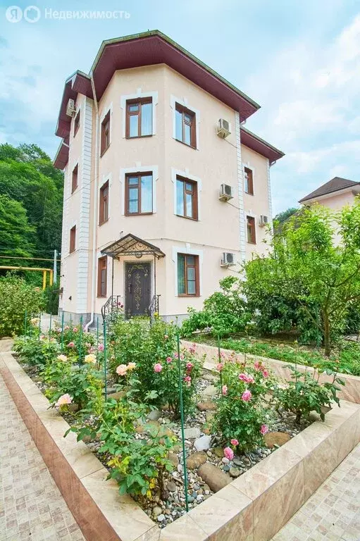 Дом в Сочи, улица Чекменёва, 30/7 (285 м) - Фото 1