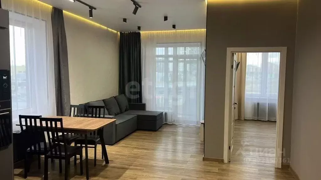3-к кв. Тюменская область, Тюмень ул. Ю.-Р.Г. Эрвье, 34к1 (78.0 м) - Фото 0