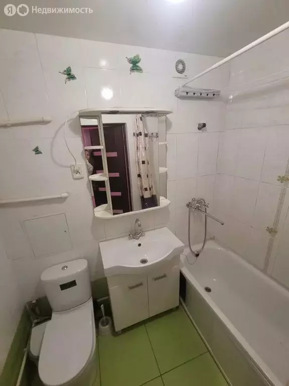 3-комнатная квартира: Таганрог, улица Шаумяна, 16 (54 м) - Фото 0