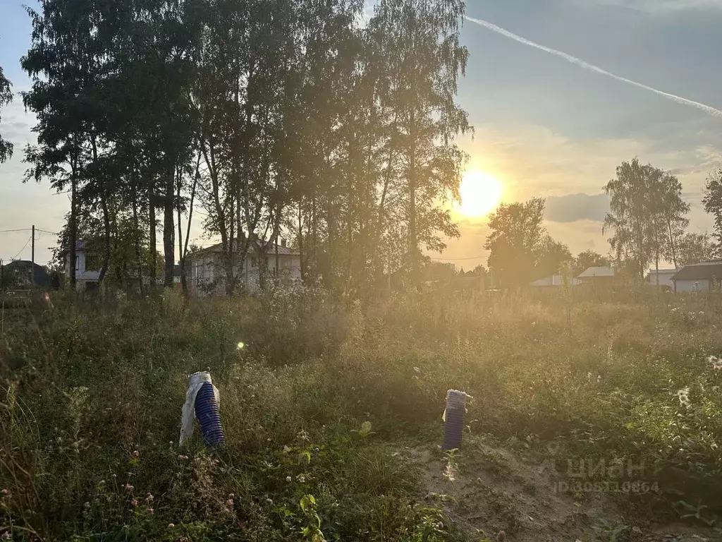 Участок в Московская область, Сергиево-Посадский городской округ, д. ... - Фото 0