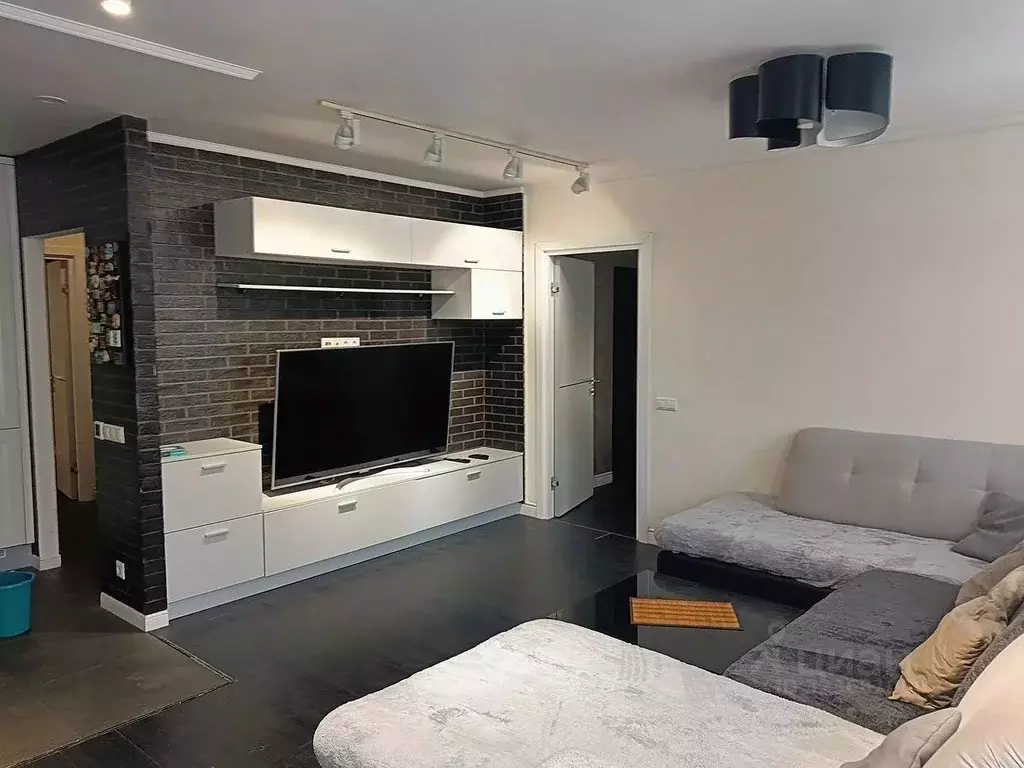 2-к кв. Московская область, Лобня Окружная ул., 11к4 (80.0 м) - Фото 2