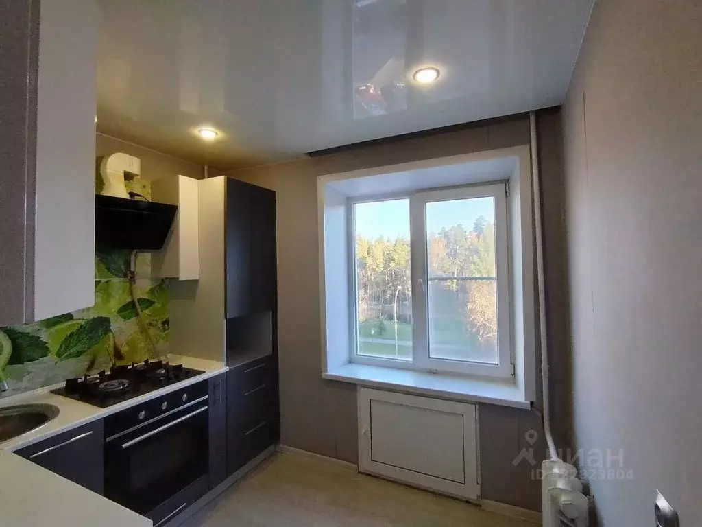 3-к кв. Свердловская область, Полевской Коммунистическая ул., 34 (52.0 ... - Фото 2