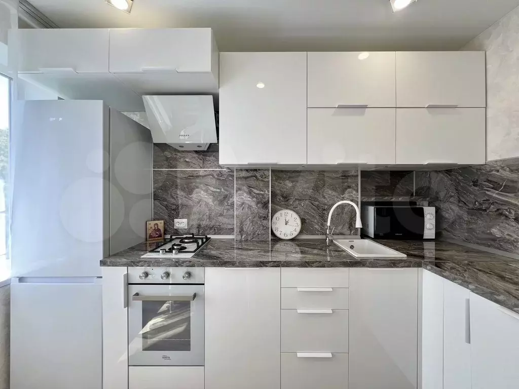 3-к. квартира, 58 м, 5/9 эт. - Фото 1
