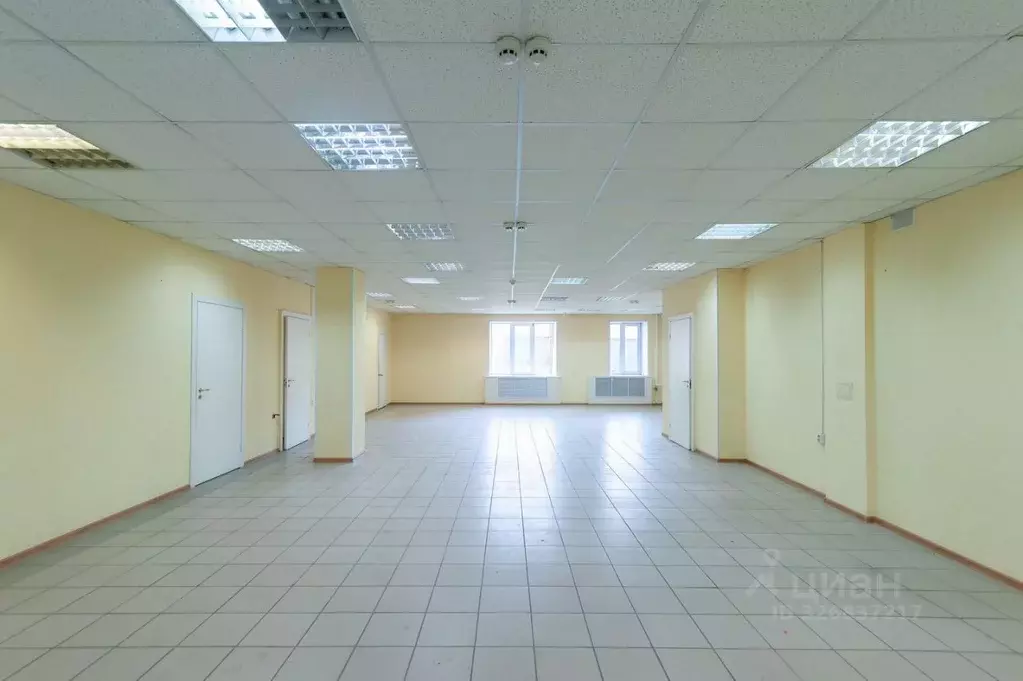 Помещение свободного назначения в Омская область, Омск ул. ... - Фото 2