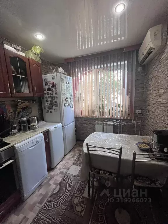 2-к кв. Волгоградская область, Волгоград Керамический мкр, ул. 2-я ... - Фото 1