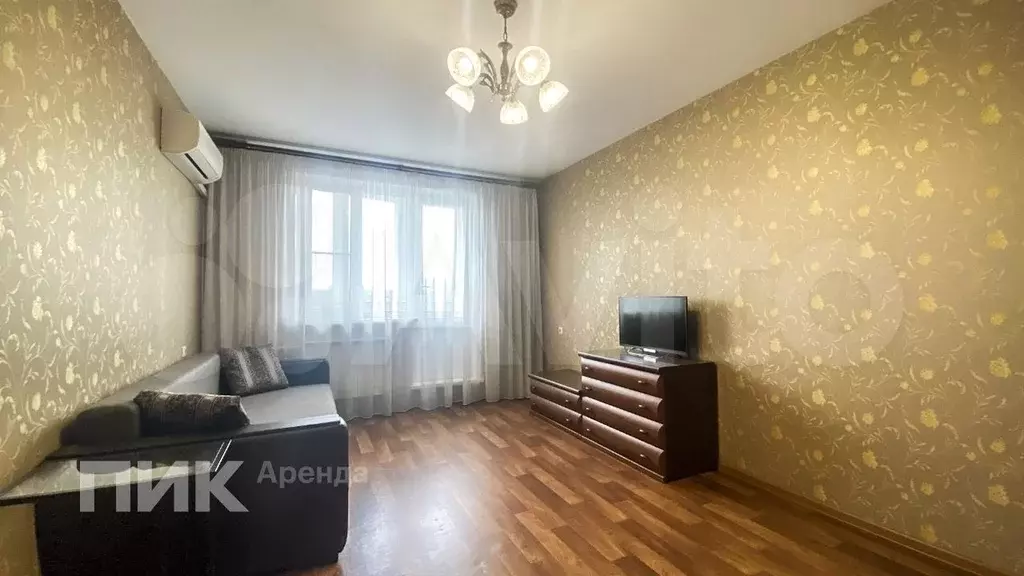1-к. квартира, 40 м, 15/20 эт. - Фото 0
