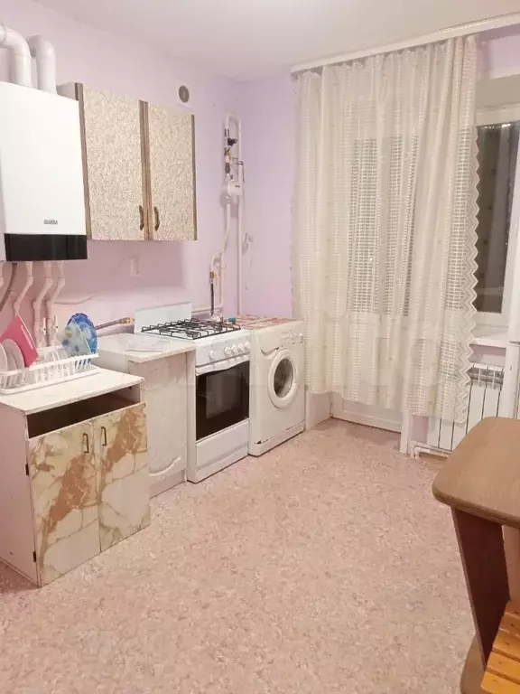 1-к. квартира, 28 м, 3/3 эт. - Фото 1