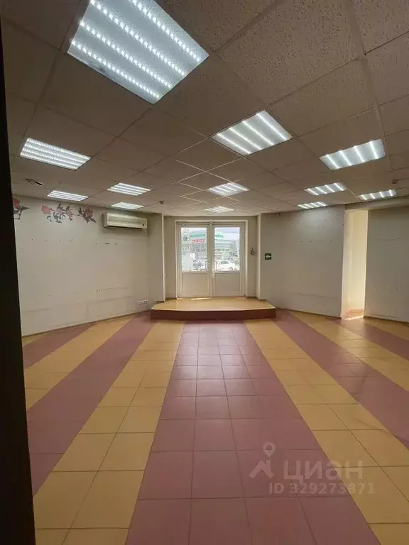 Помещение свободного назначения в Ставропольский край, Ставрополь ул. ... - Фото 1