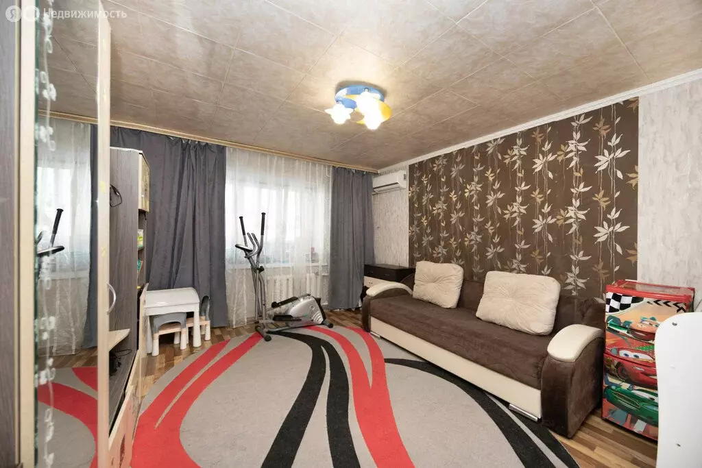 3-комнатная квартира: Благовещенск, Игнатьевское шоссе, 16/2 (78 м) - Фото 1