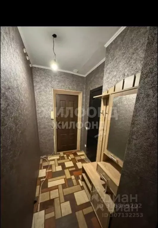 Студия Новосибирская область, Новосибирск ул. Виктора Уса, 13 (20.0 м) - Фото 1