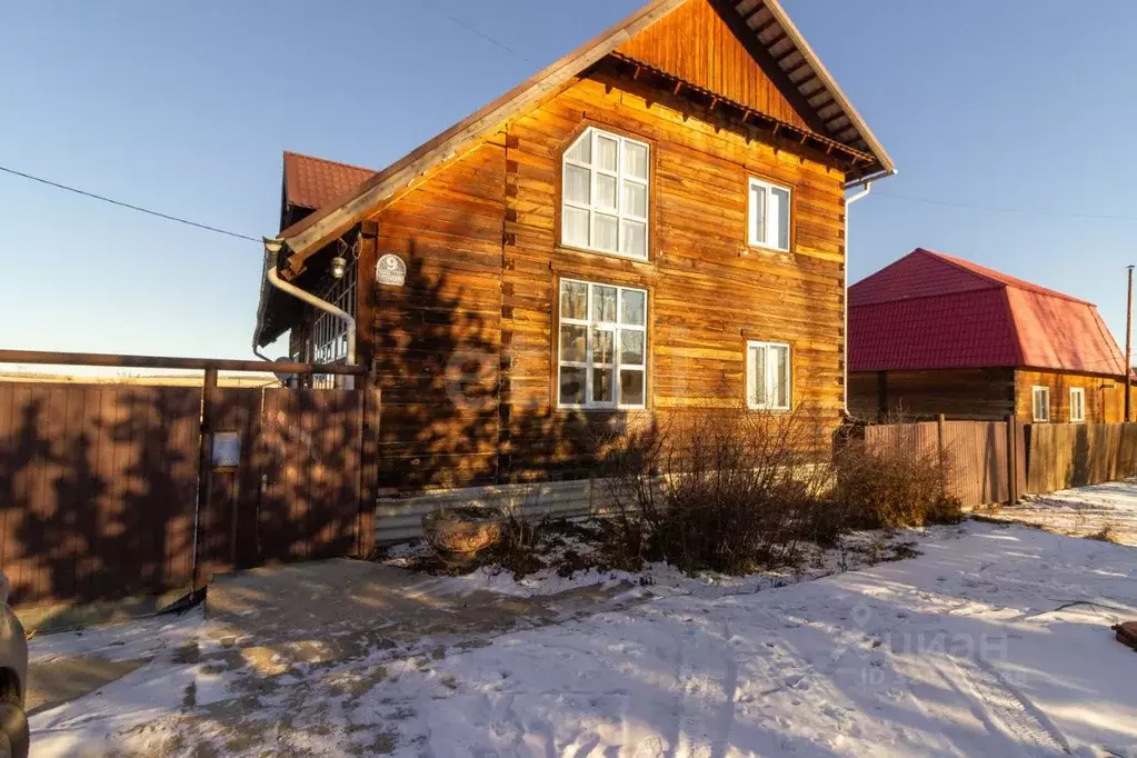 Дом в Красноярский край, Емельяново пгт ул. Орешниковых, 9 (310 м) - Фото 2