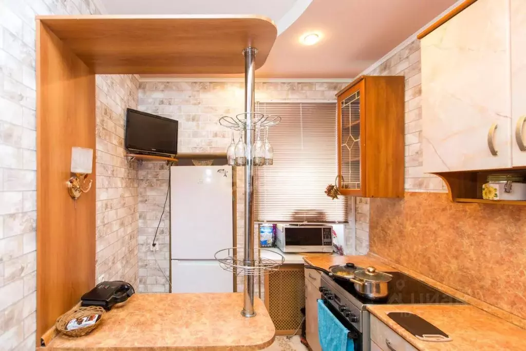 2-к кв. Ханты-Мансийский АО, Сургут Майская ул., 10 (42.4 м) - Фото 1