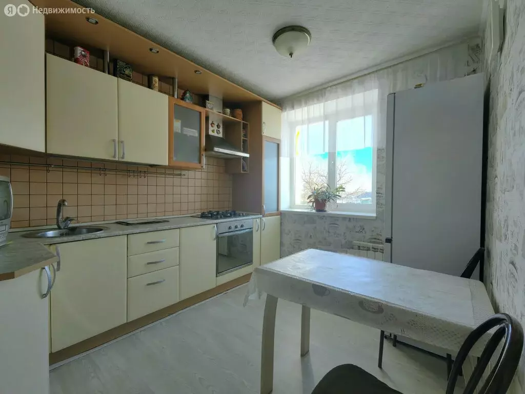 3-комнатная квартира: Омск, Мельничная улица, 70 (64.6 м) - Фото 1