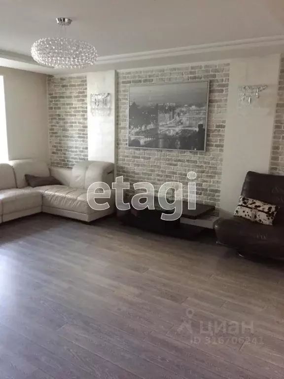 4-к кв. Забайкальский край, Чита ул. Бабушкина, 32Б (105.3 м) - Фото 0