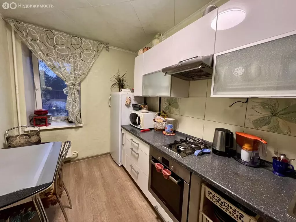 3-комнатная квартира: Екатеринбург, Просторная улица, 73В (61.4 м) - Фото 1