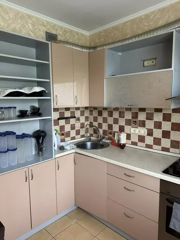 2-к. квартира, 52 м, 4/9 эт. - Фото 0