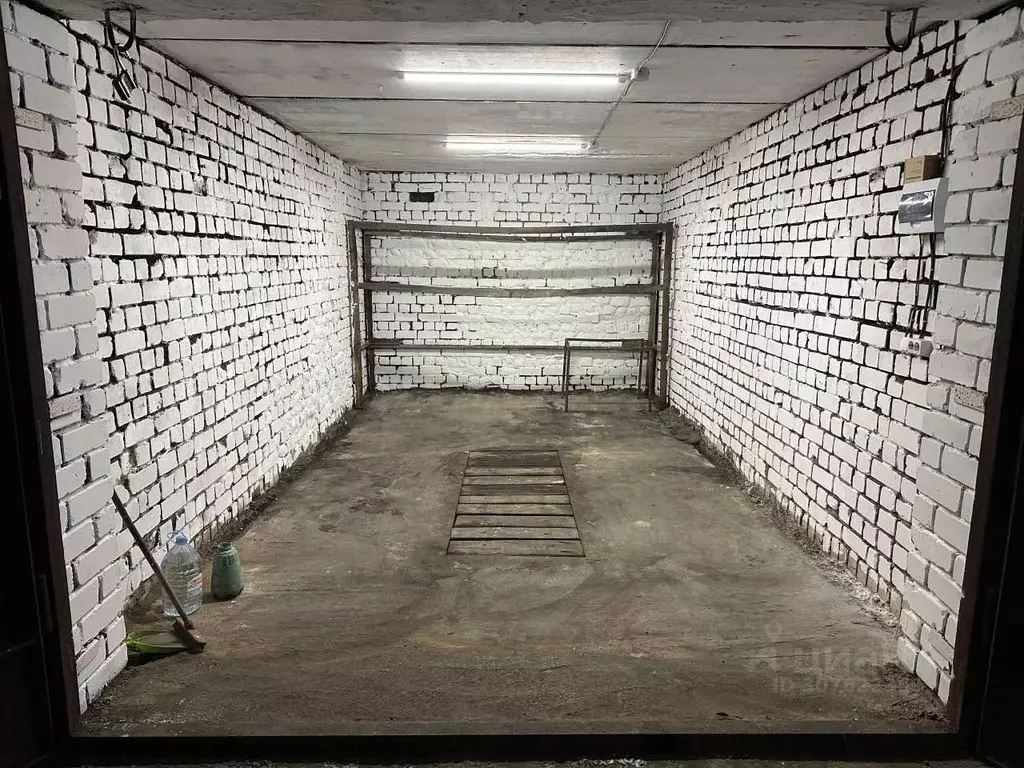 Гараж в Нижегородская область, Нижний Новгород просп. Гагарина, 47 (20 ... - Фото 1
