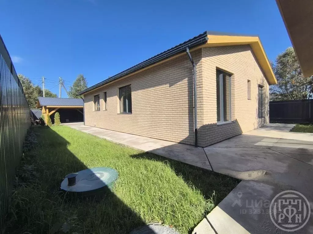 Дом в Ленинградская область, Приозерский район, пос. Сосново ул. ... - Фото 1