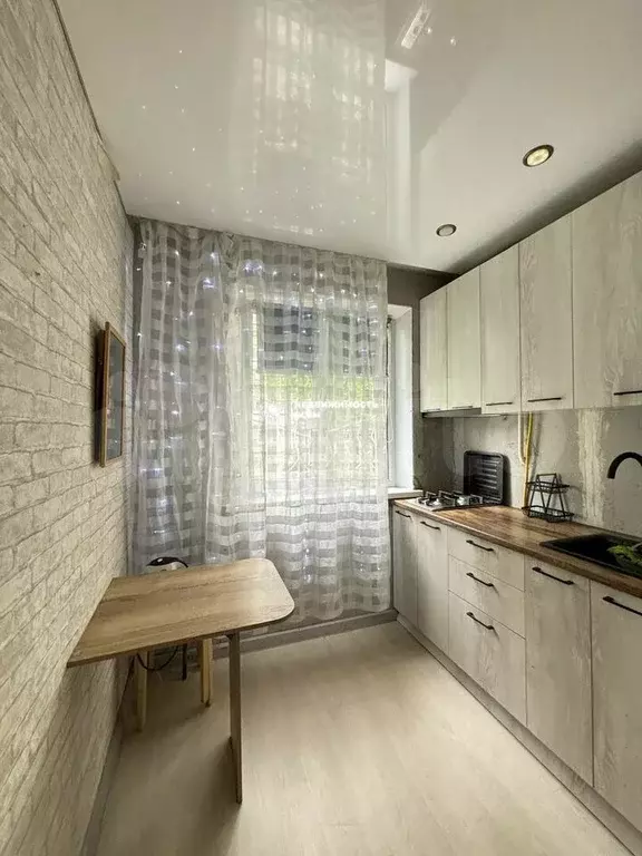 2-к. квартира, 43,8 м, 1/5 эт. - Фото 1