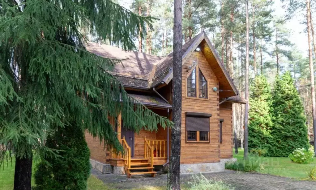 Коттедж в Ленинградская область, Гатчинский район, Вырица городской ... - Фото 1