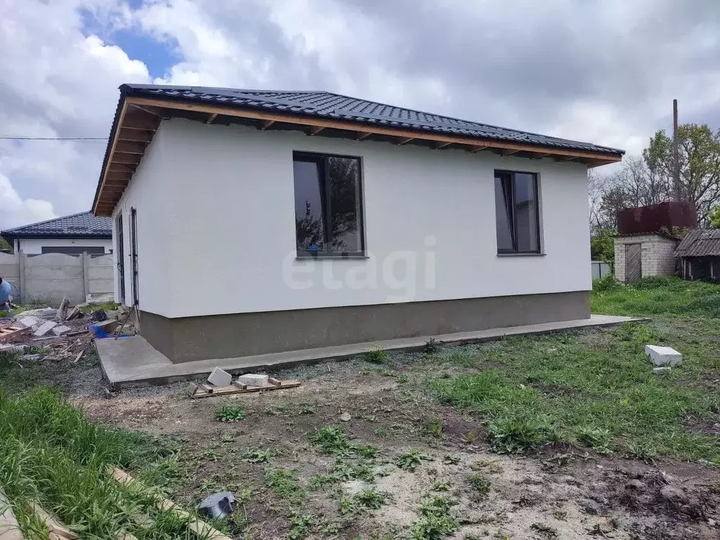 Дом в Крым, Симферопольский район, Трудовское с/пос, с. Строгоновка  ... - Фото 1