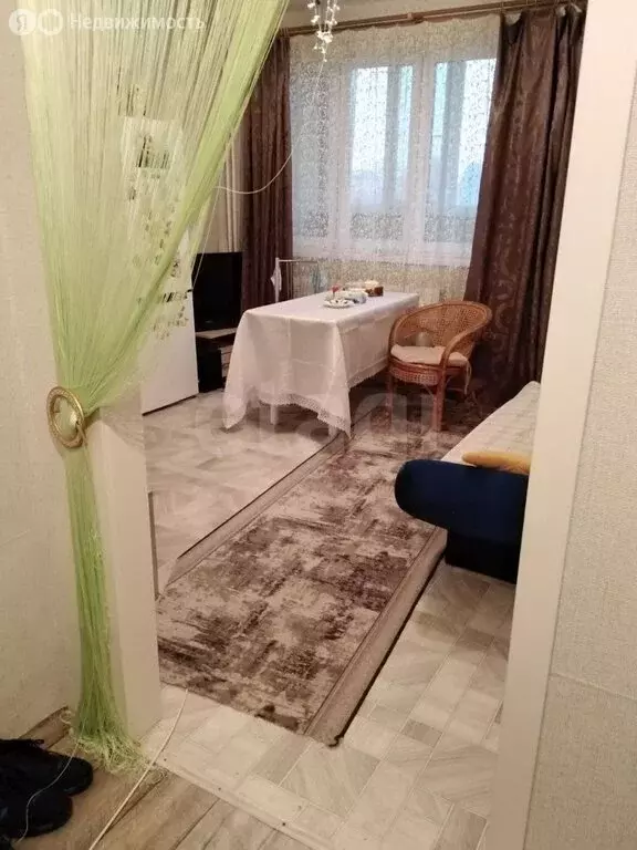 2-комнатная квартира: Ялуторовск, улица Новикова, 1 (53.3 м) - Фото 1