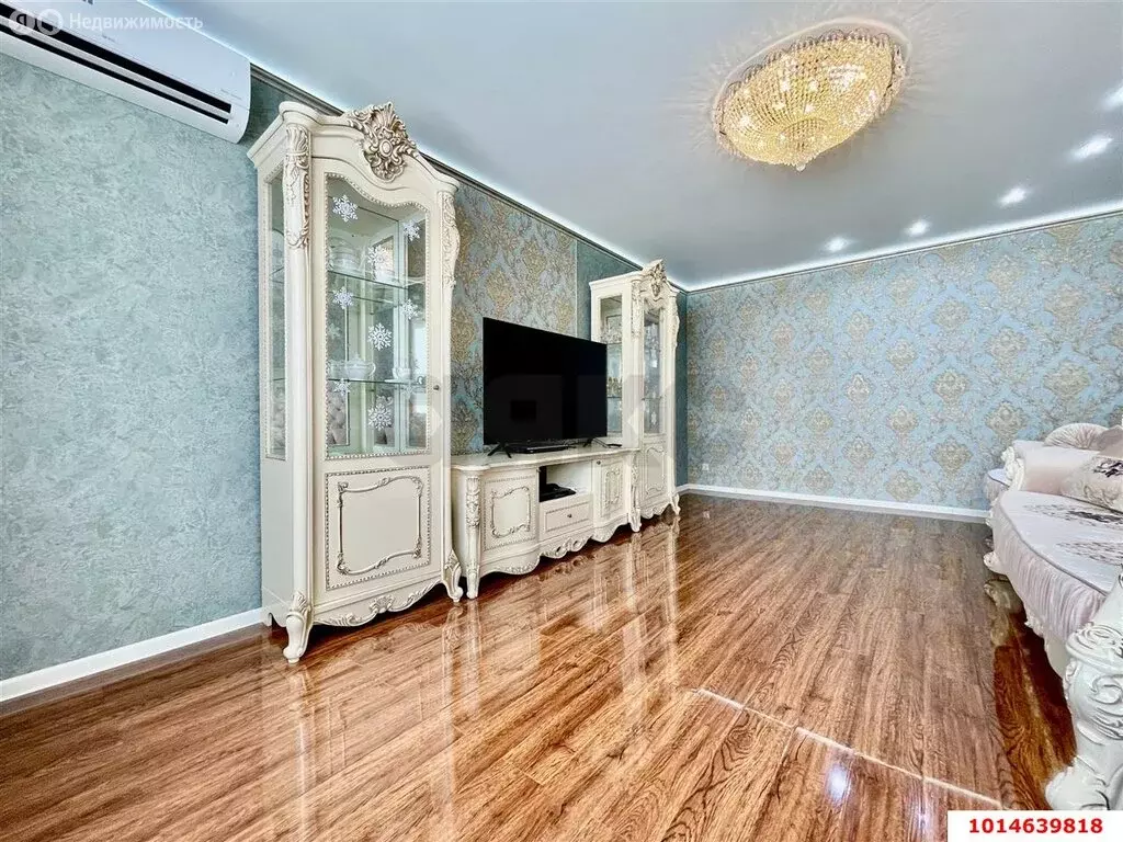 2-комнатная квартира: Краснодар, улица Селезнёва, 4/13к1 (65.4 м) - Фото 0