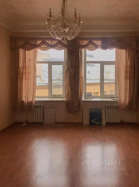 3-к кв. Санкт-Петербург Каменноостровский просп., 8 (80.0 м) - Фото 0