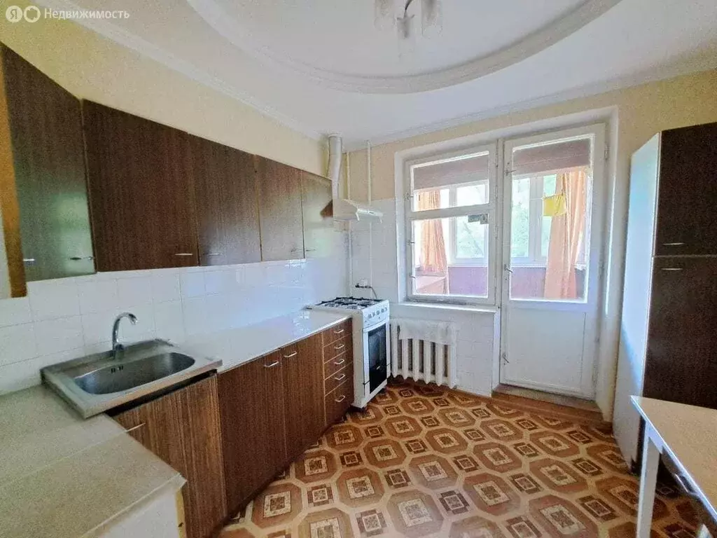 3-комнатная квартира: Железноводск, улица Карла Маркса, 69 (69 м) - Фото 1