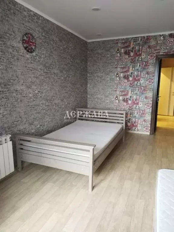 2-к кв. Белгородская область, Старый Оскол Космос мкр, 13 (65.0 м) - Фото 1