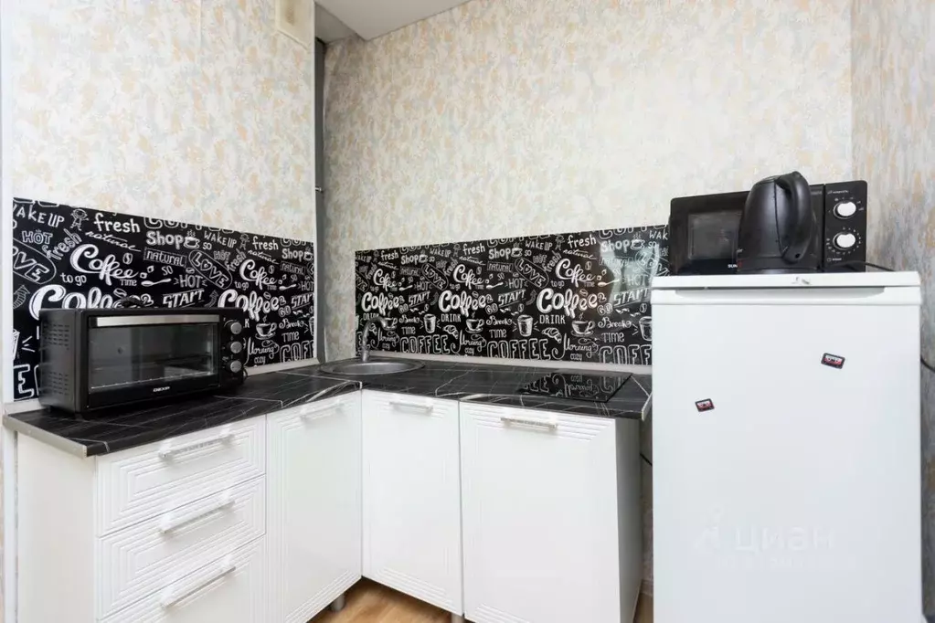 1-к кв. Оренбургская область, Оренбург просп. Победы, 157/6 (39.1 м) - Фото 1