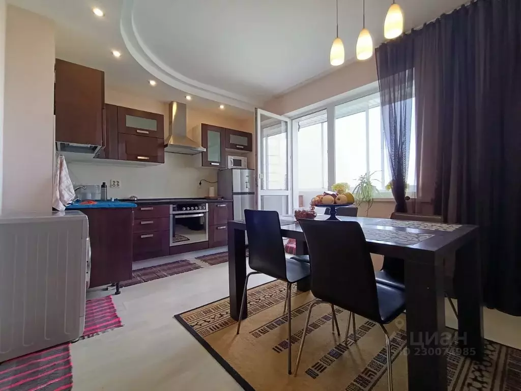 1-к кв. Челябинская область, Челябинск ул. Елькина, 96а (56.0 м) - Фото 1