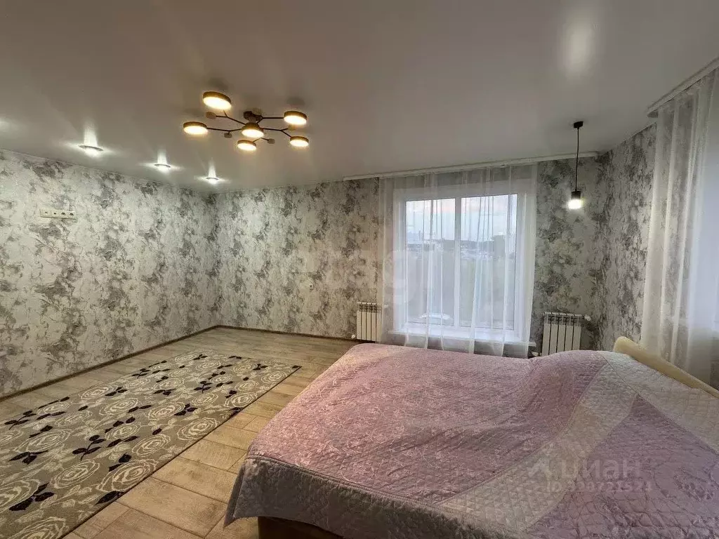 Дом в Амурская область, Свободный ул. 50 лет Октября, 255 (217 м) - Фото 1