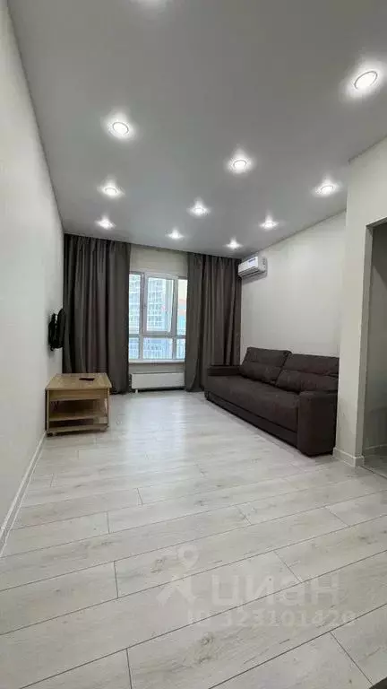 2-к кв. Новосибирская область, Новосибирск ул. Ясный Берег, 7 (40.0 м) - Фото 1