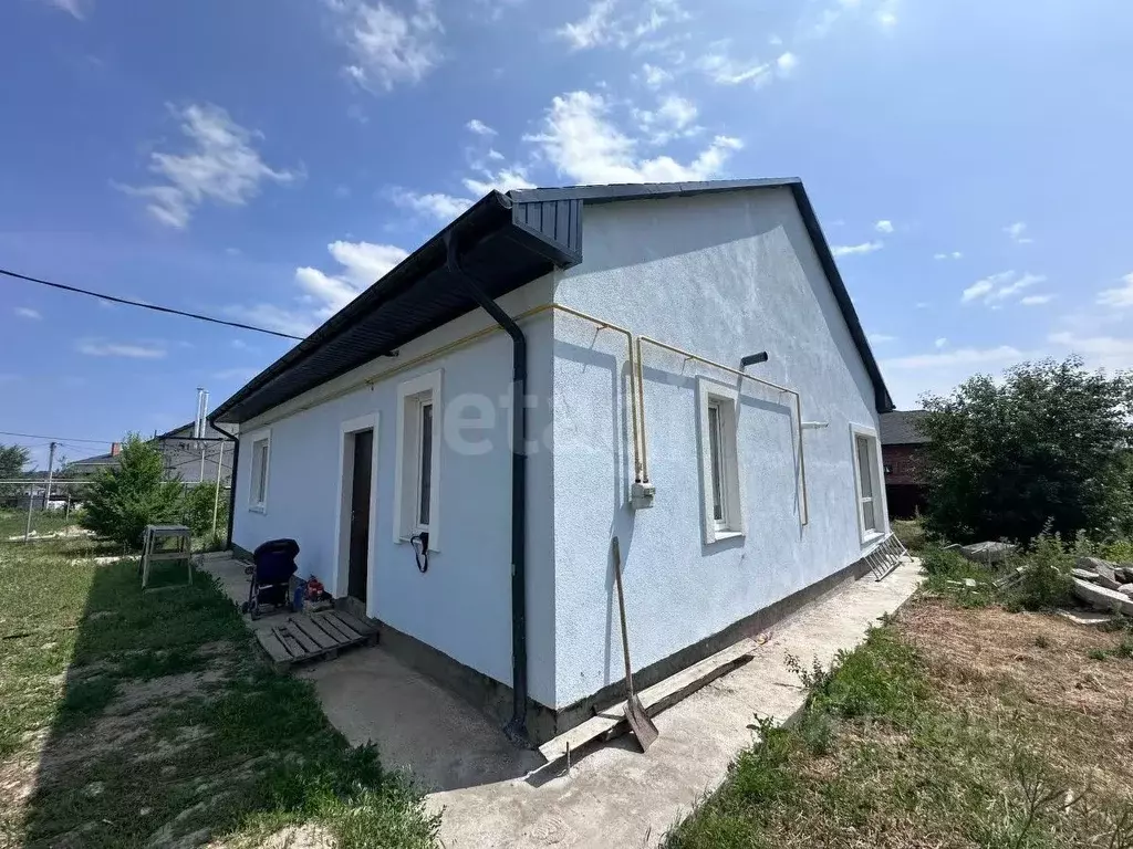 Дом в Саратовская область, Саратов проезд 5-й Малый Клеверный, 7 (101 ... - Фото 1