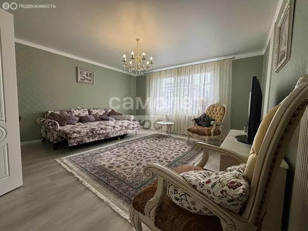 3-комнатная квартира: Нижнекамск, Студенческая улица, 12 (82.5 м) - Фото 2