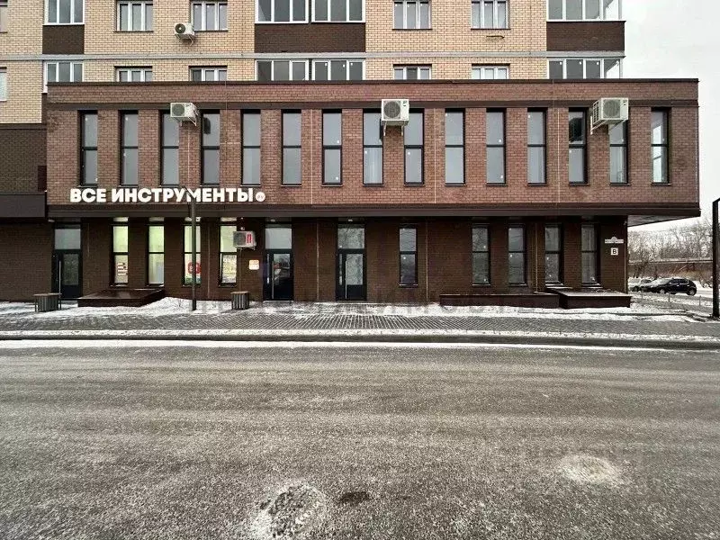 Помещение свободного назначения в Тюменская область, Тюмень Дамбовская ... - Фото 1